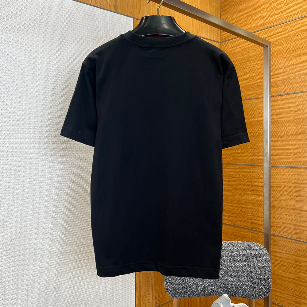 Bv*b*rry UNISEX SHIRT(size:XS|S|M|L)