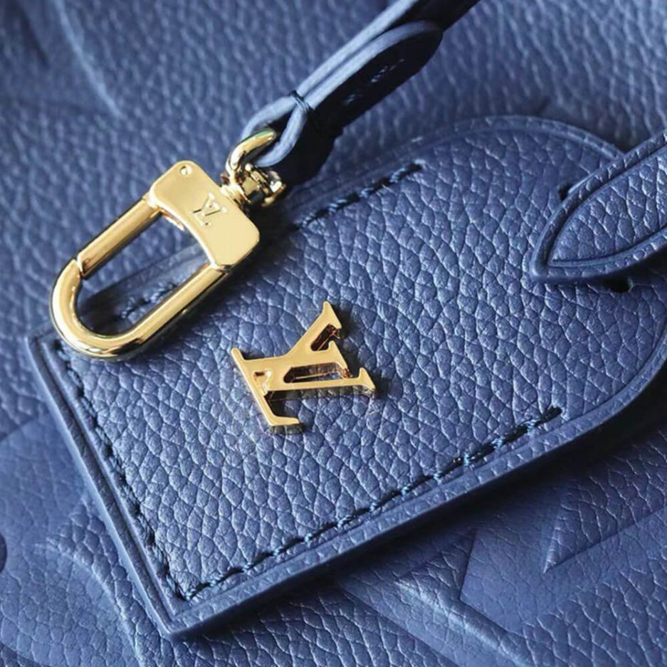 LV CarryAll MM