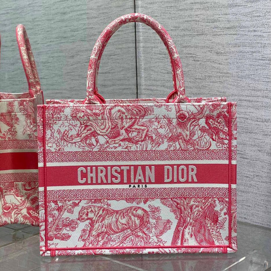 Medium D10r Book Tote
